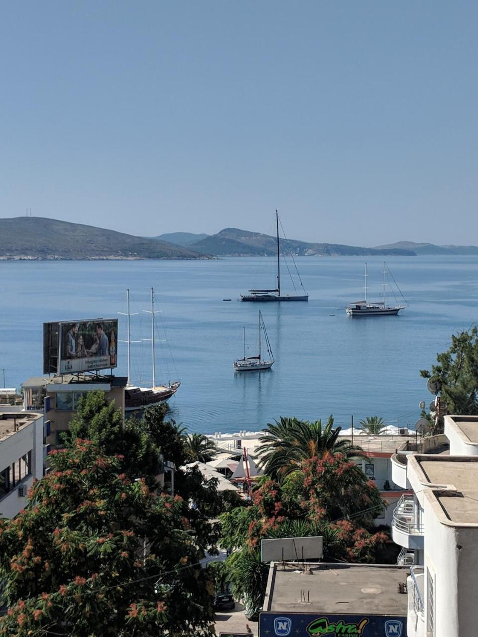 Seafront Apartment Saranda Zewnętrze zdjęcie